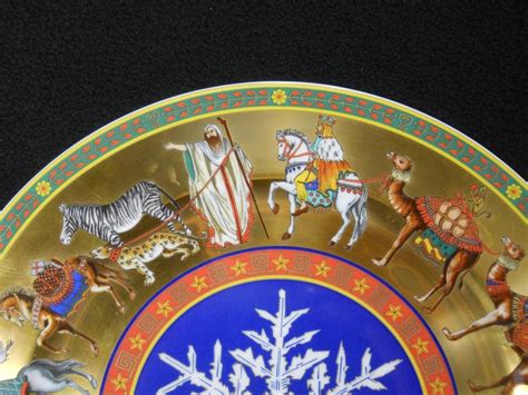 Versace Rosenthal Christmas Plate 1998 Plate size 31cm with 